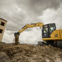 Excavatii de mari si mici dimensiuni cu evacuare pamant