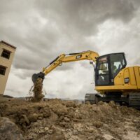 Excavatii diverse dimensiuni (case, hale, blocuri)-cu evacuare pamant